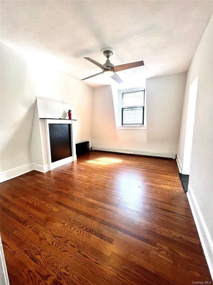 38 Main St #3 - Photo 3 of 8