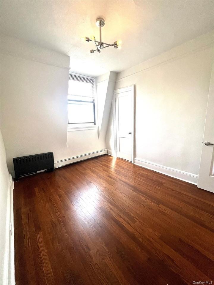38 Main St #3 - Photo 5 of 8