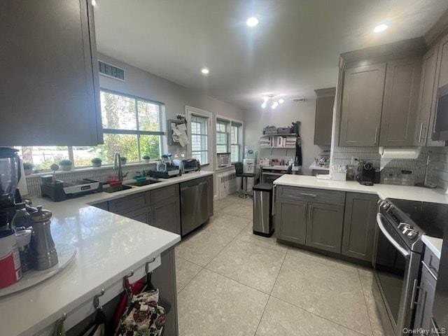894 Lakeside Dr - Photo 6 of 22