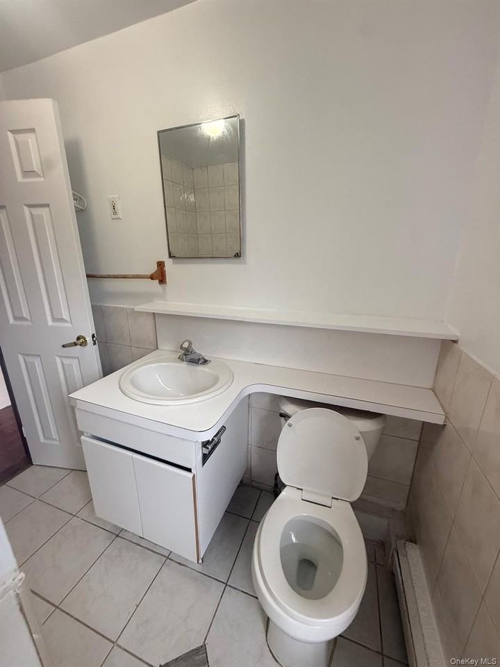 7 Winthrop Ave - Photo 3 of 6