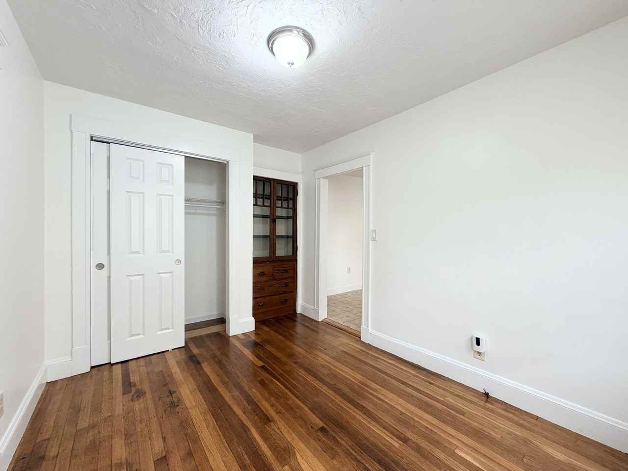 8 Kent St #1R - Photo 3 of 10