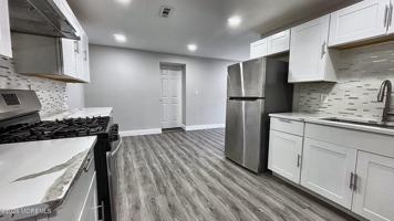 featured image of 614 Pine St #1