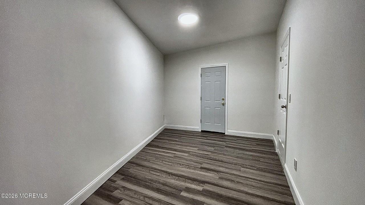 614 Pine St #1 - Photo 5 of 6