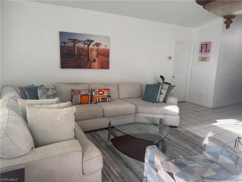 3495 Everglades Blvd N - Photo 5 of 16