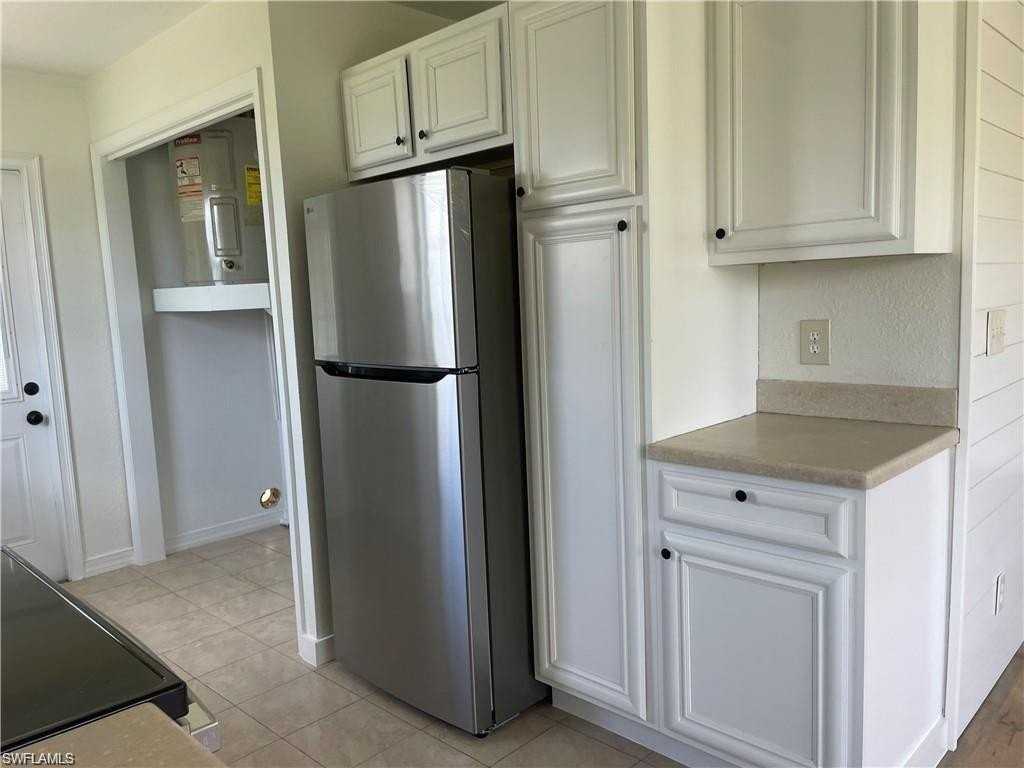 3820 20th St W - Photo 5 of 12