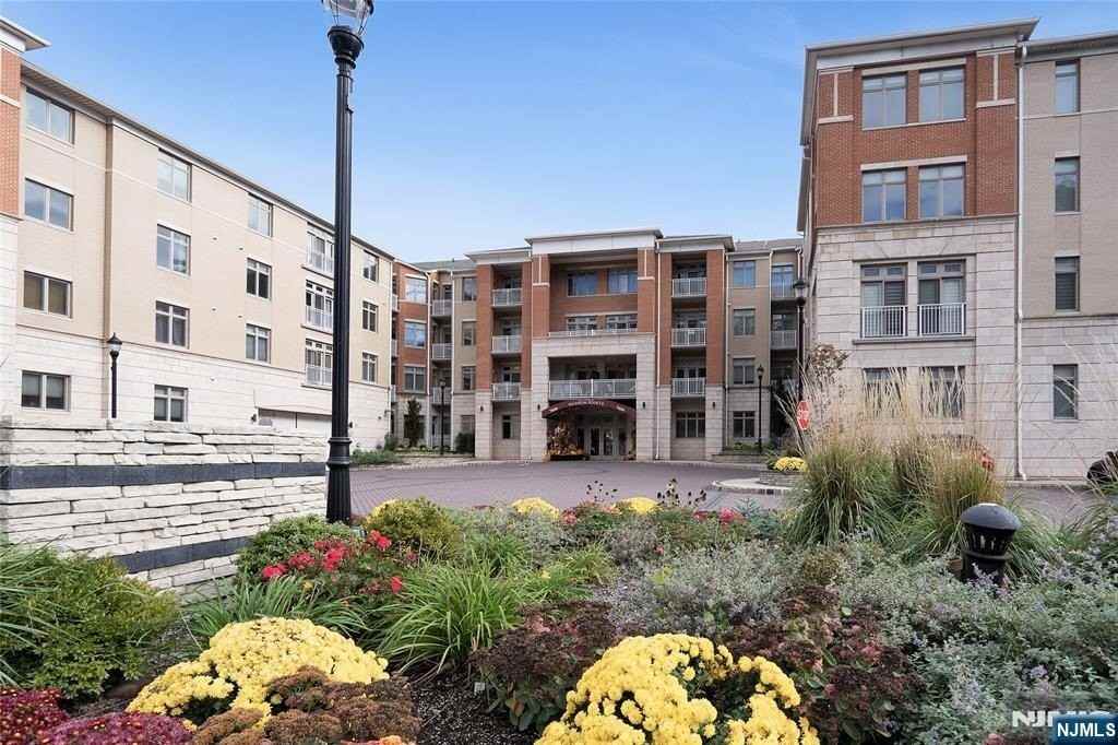 7400 River Rd #434