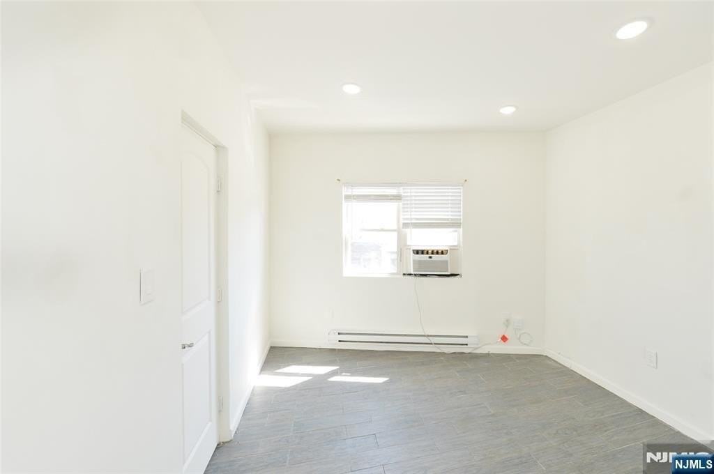 6245 Kennedy Blvd - Photo 4 of 13