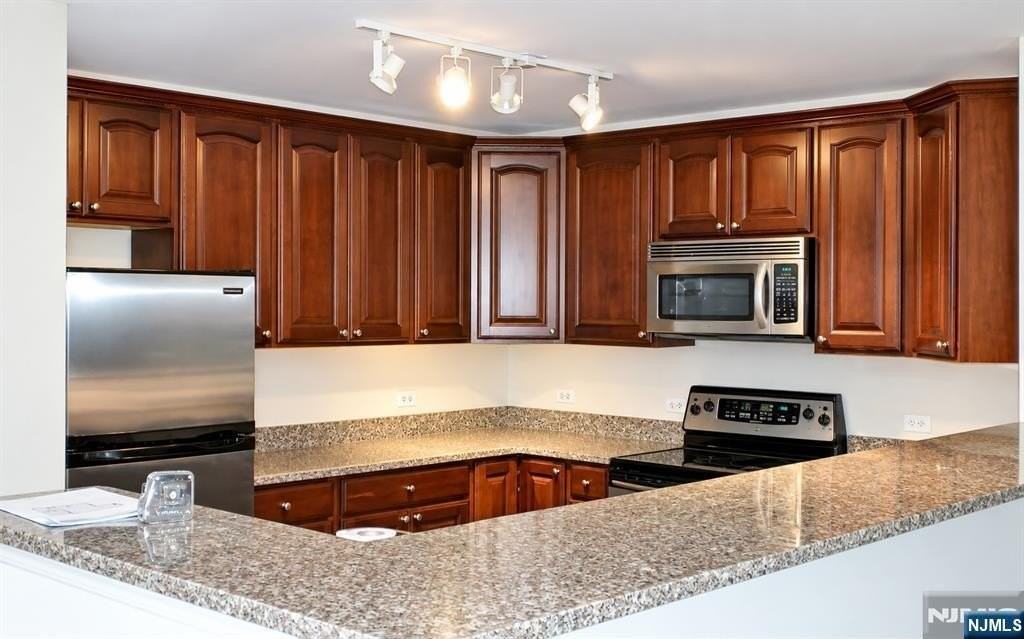 6202 City Pl - Photo 3 of 8