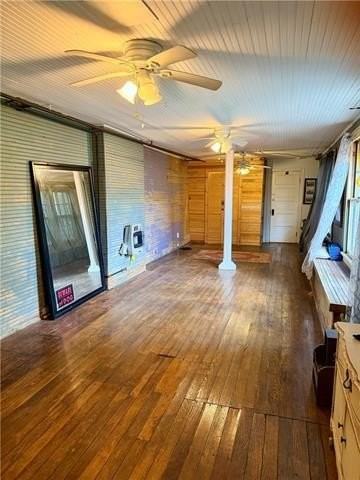 5015 Lasalle St - Photo 2 of 11