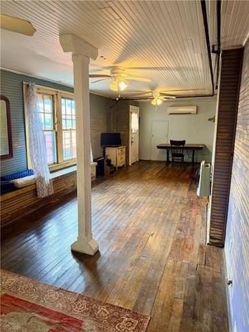 5015 Lasalle St - Photo 4 of 11