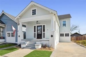 featured image of 1631 Louisa St