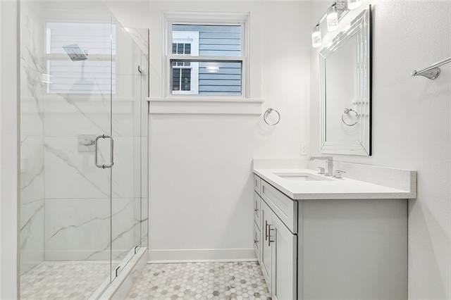 1631 Louisa St - Photo 4 of 20
