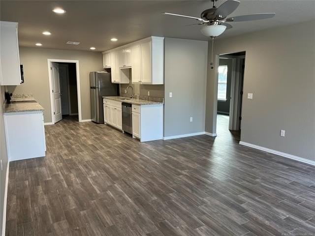 311 W Wilson Ave - Photo 3 of 9