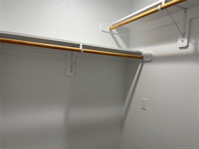 311 W Wilson Ave - Photo 7 of 9