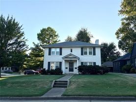 1630 S Columbia Pl - Photo 1 of 1
