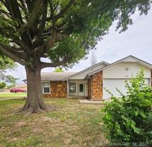 4204 W Toledo St - Photo 1 of 1
