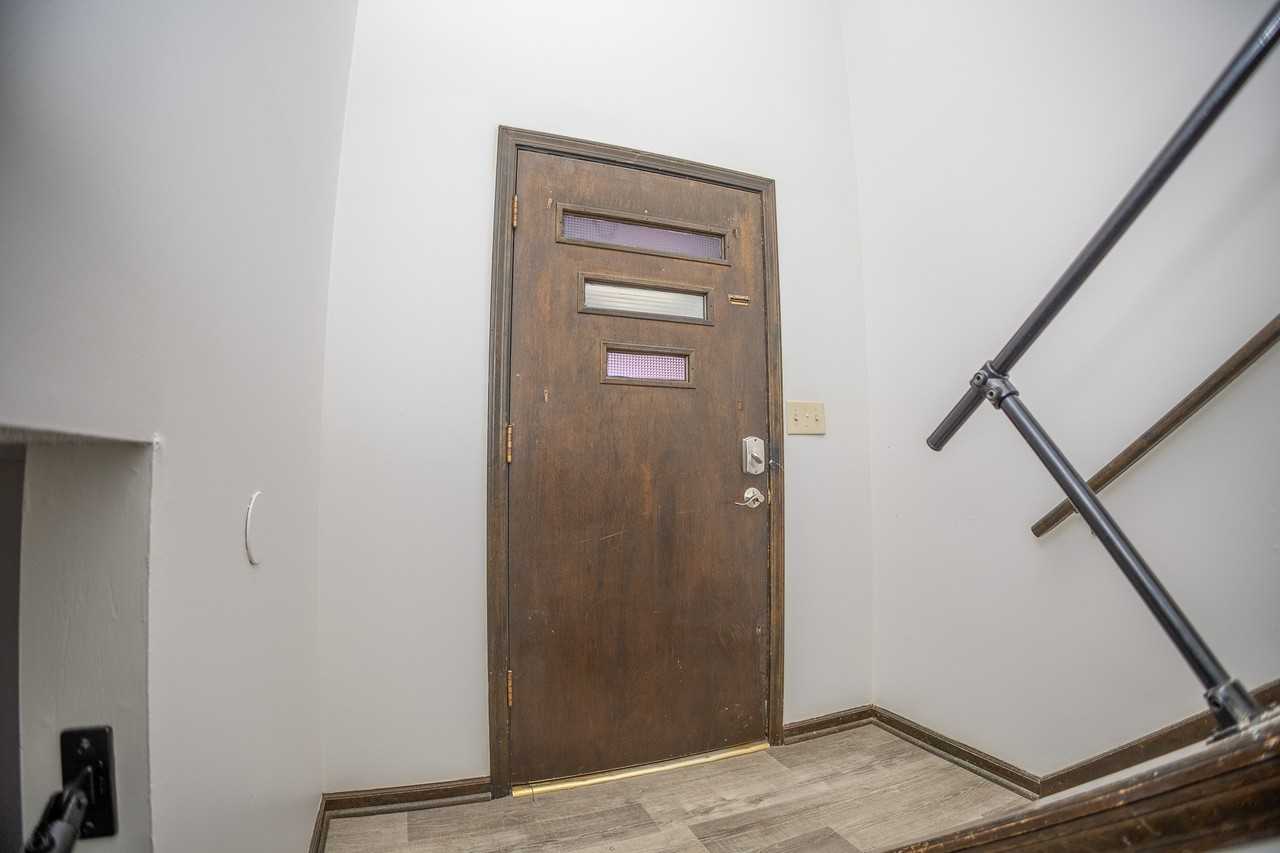 493/495 Perrey Drive - 495 #495 - Photo 5 of 27