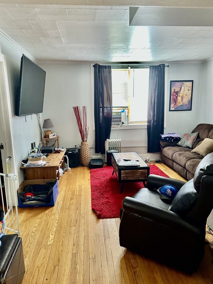 1824 W 46th St #2F - Photo 7 of 12