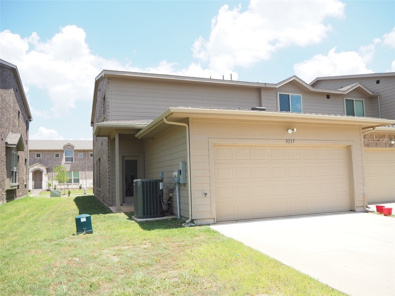 3117 Solana Cir - Photo 3 of 23