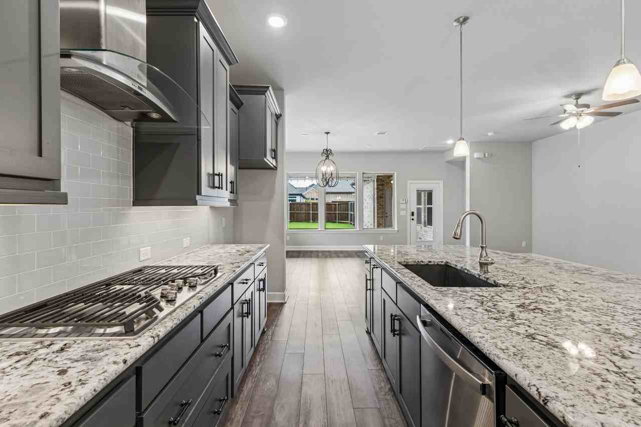 4717 Beaver Creek Dr - Photo 4 of 28
