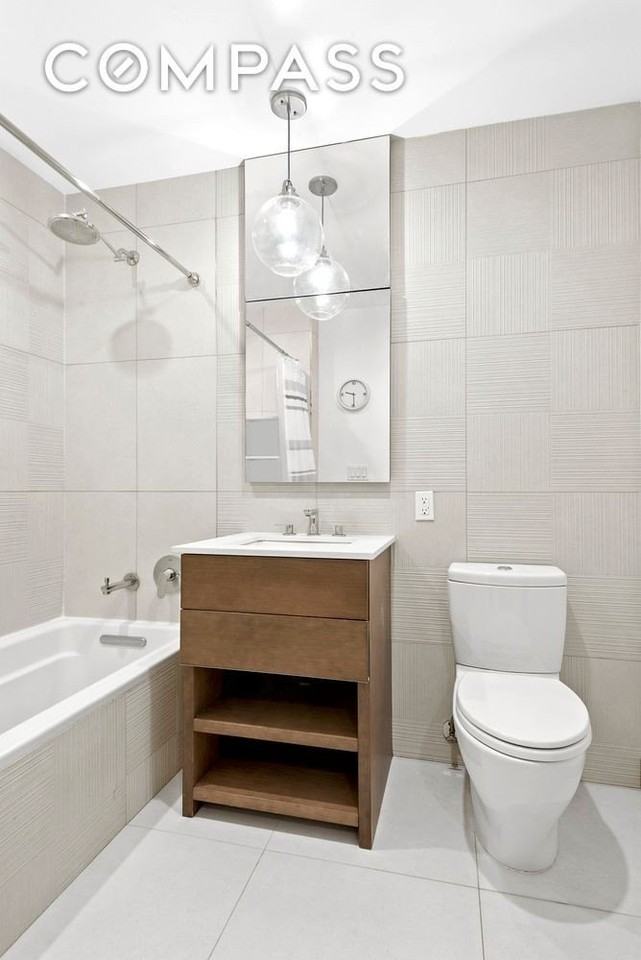 2100 Bedford Ave #2B - Photo 5 of 10