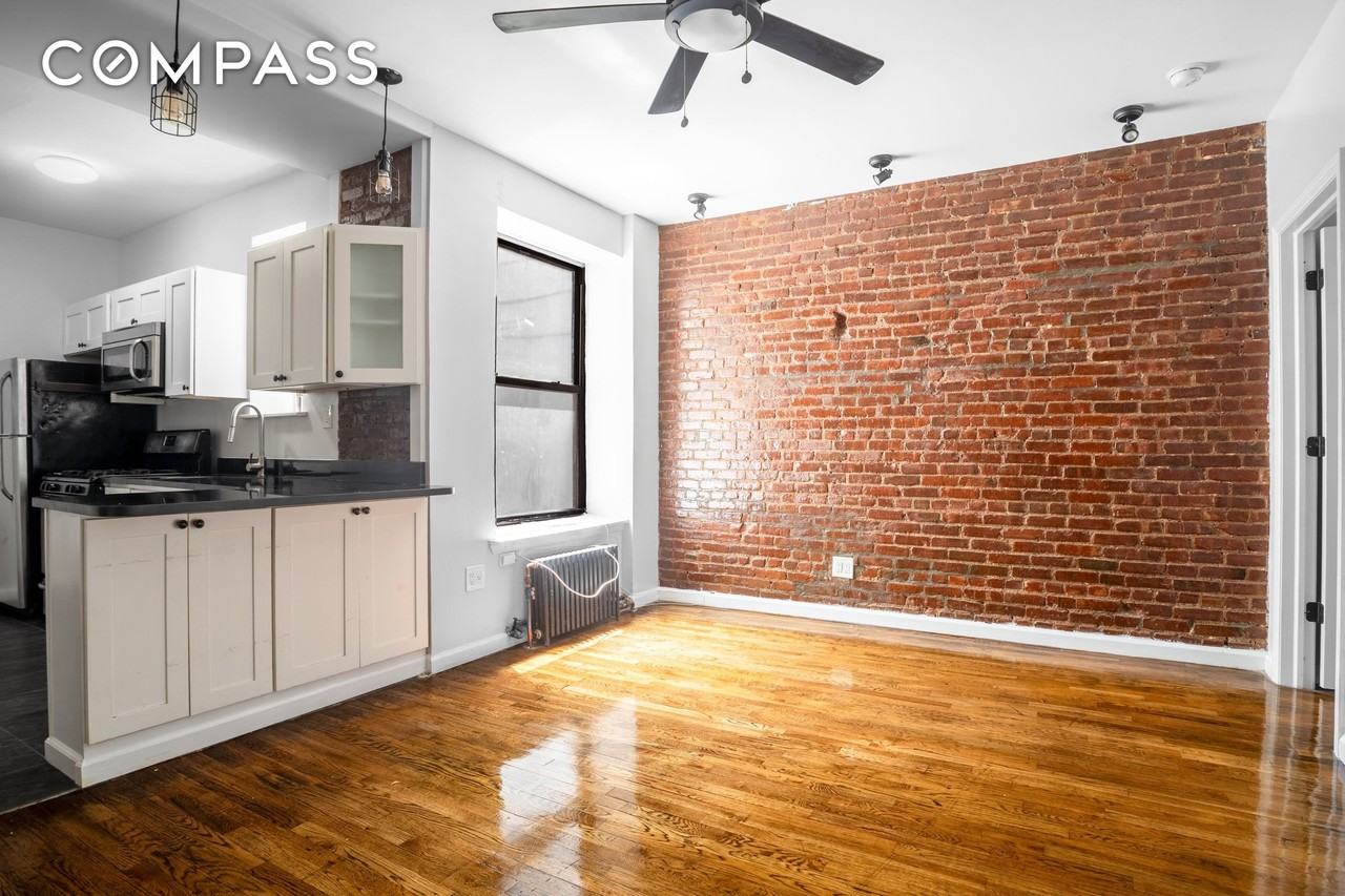 1182 Putnam Ave #1B - Photo 3 of 11