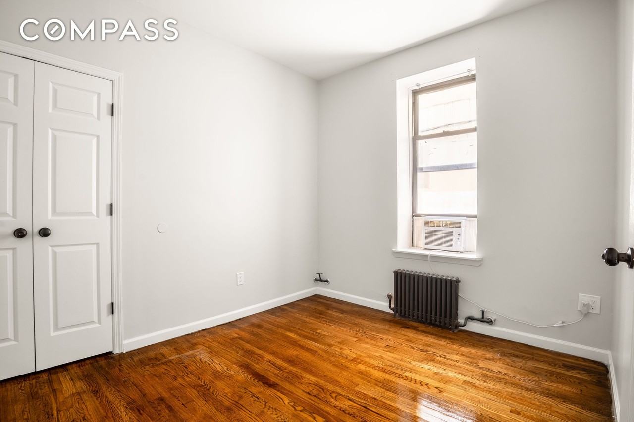 1182 Putnam Ave #1B - Photo 7 of 11
