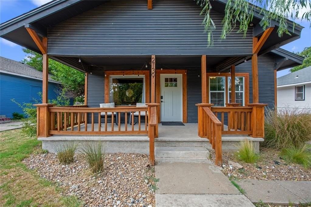 2139 Nw 13th St - Photo 3 of 35