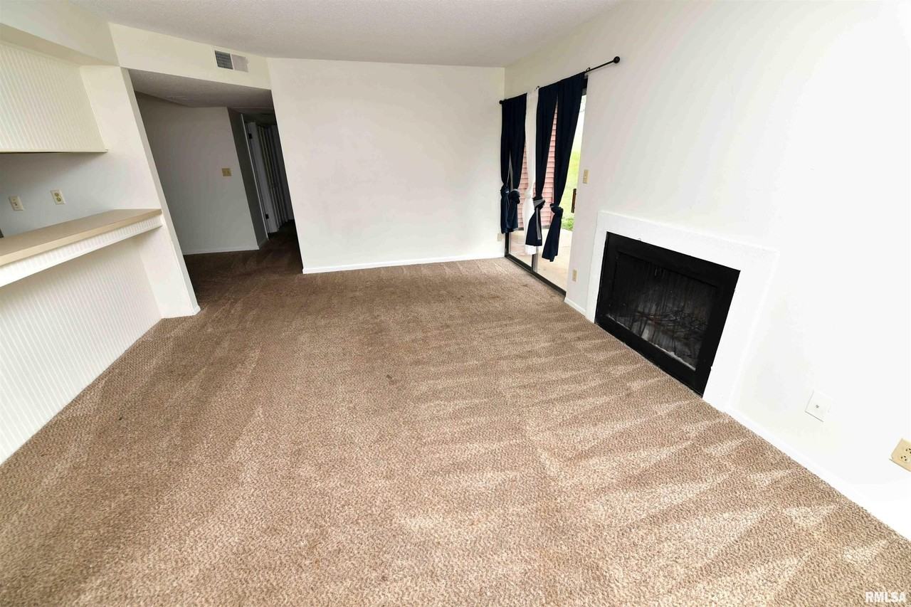 5734 N Autumn Ridge Ct #B - Photo 3 of 31
