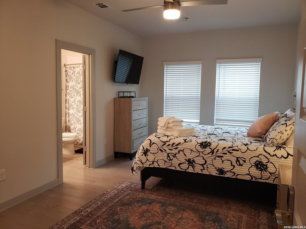 109 Lavonne Villa - Photo 2 of 9