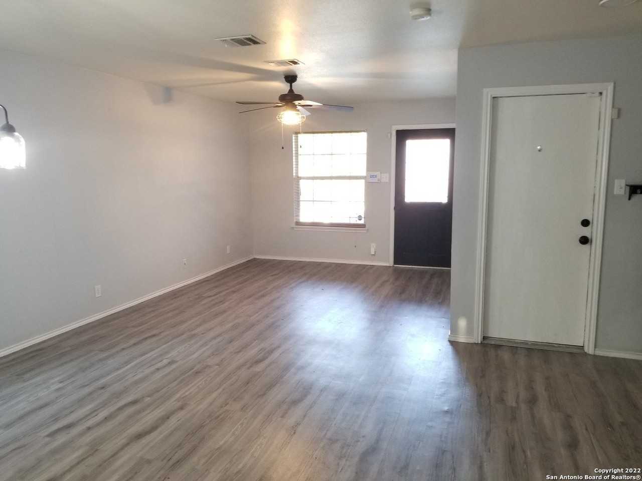 8531 Shaenfield Pl - Photo 3 of 22