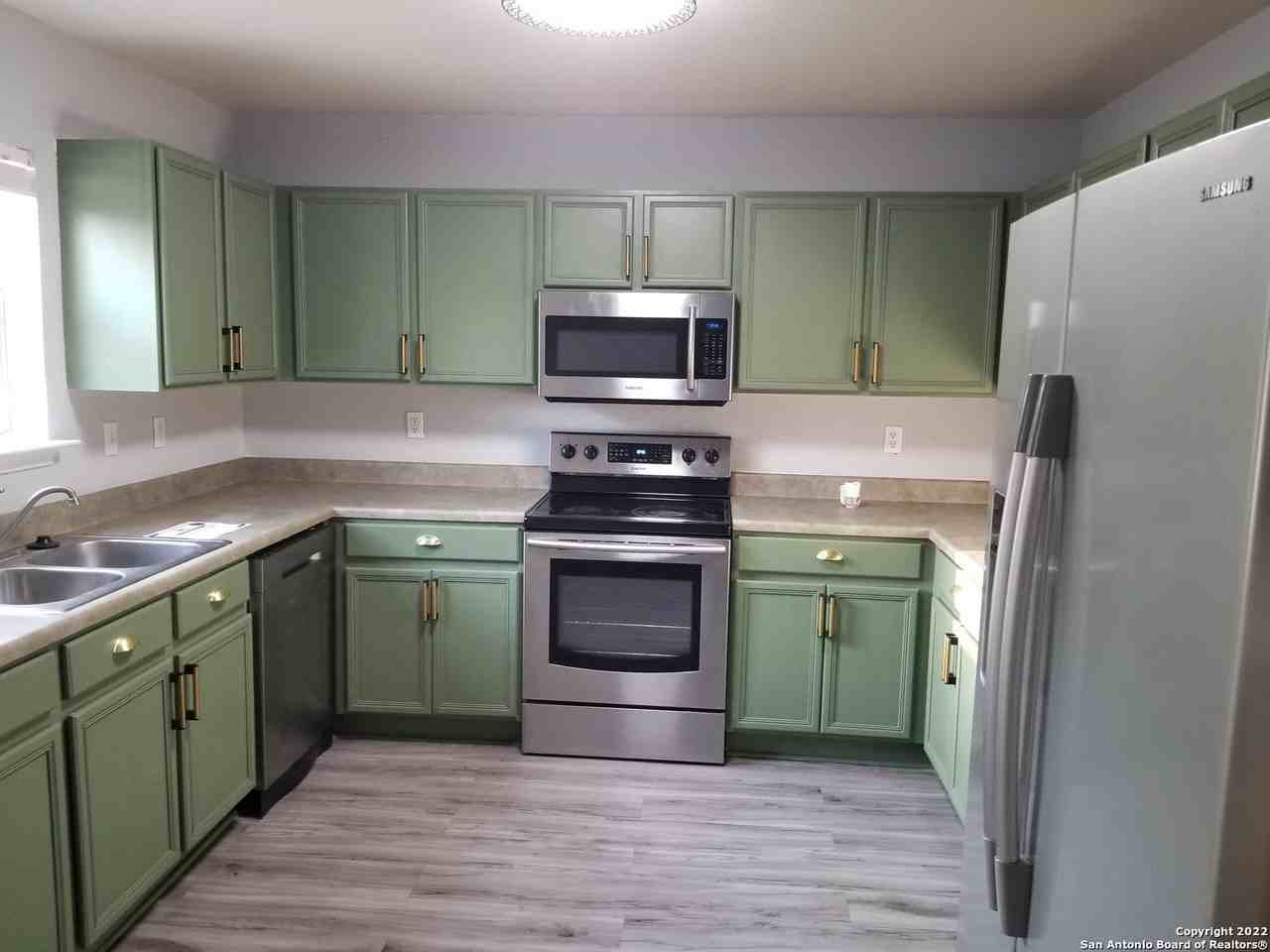 8531 Shaenfield Pl - Photo 4 of 22