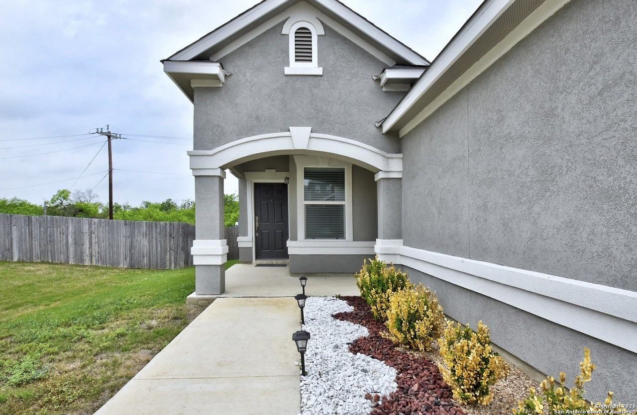 7231 Dulce Mdw - Photo 3 of 26