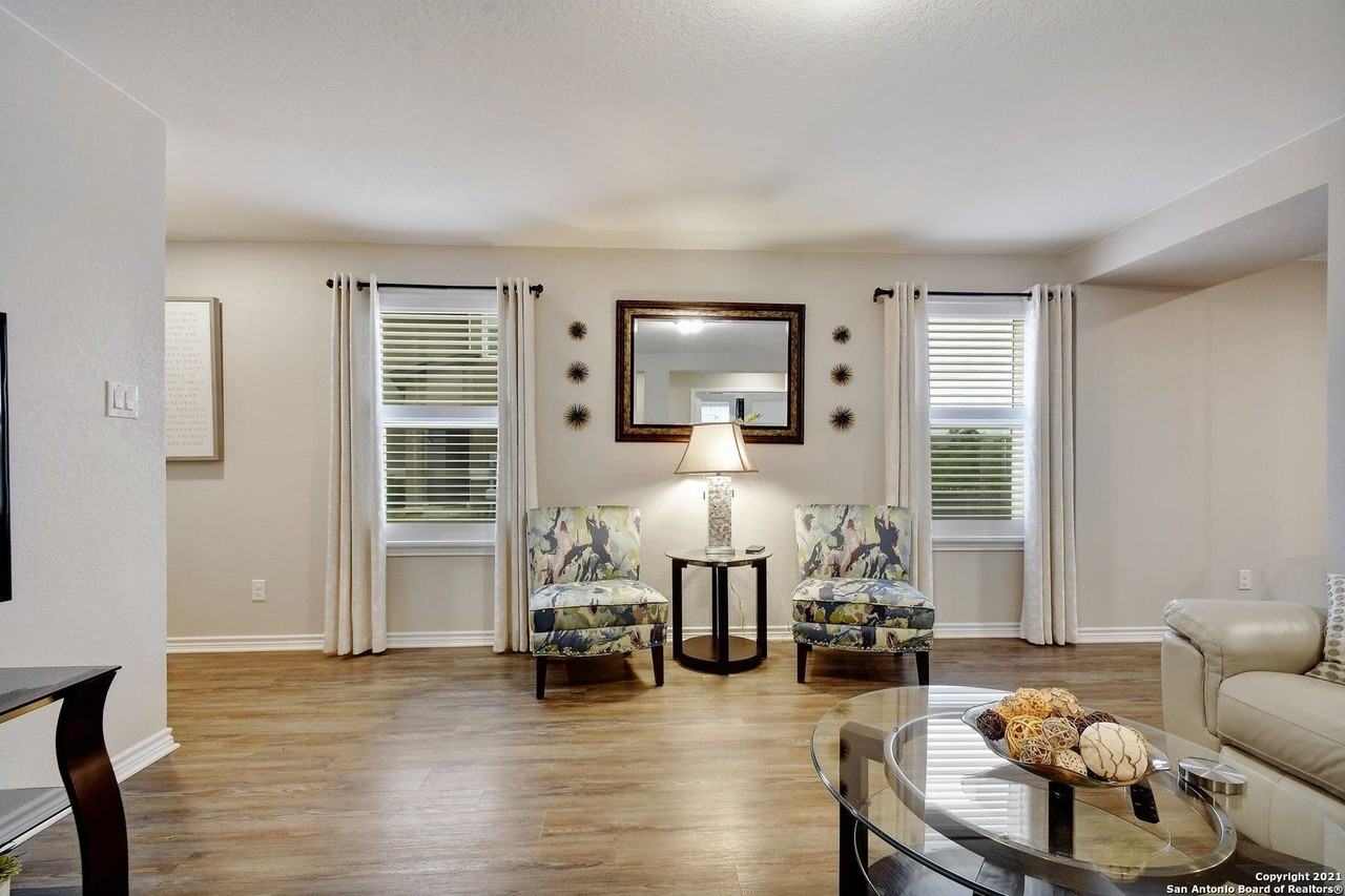 7231 Dulce Mdw - Photo 7 of 26
