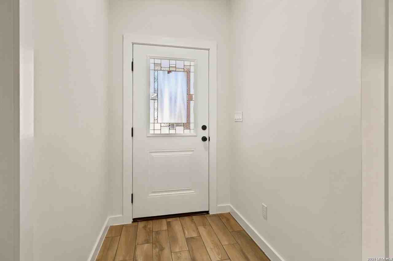 133 Lark Hill Rd - Photo 3 of 22