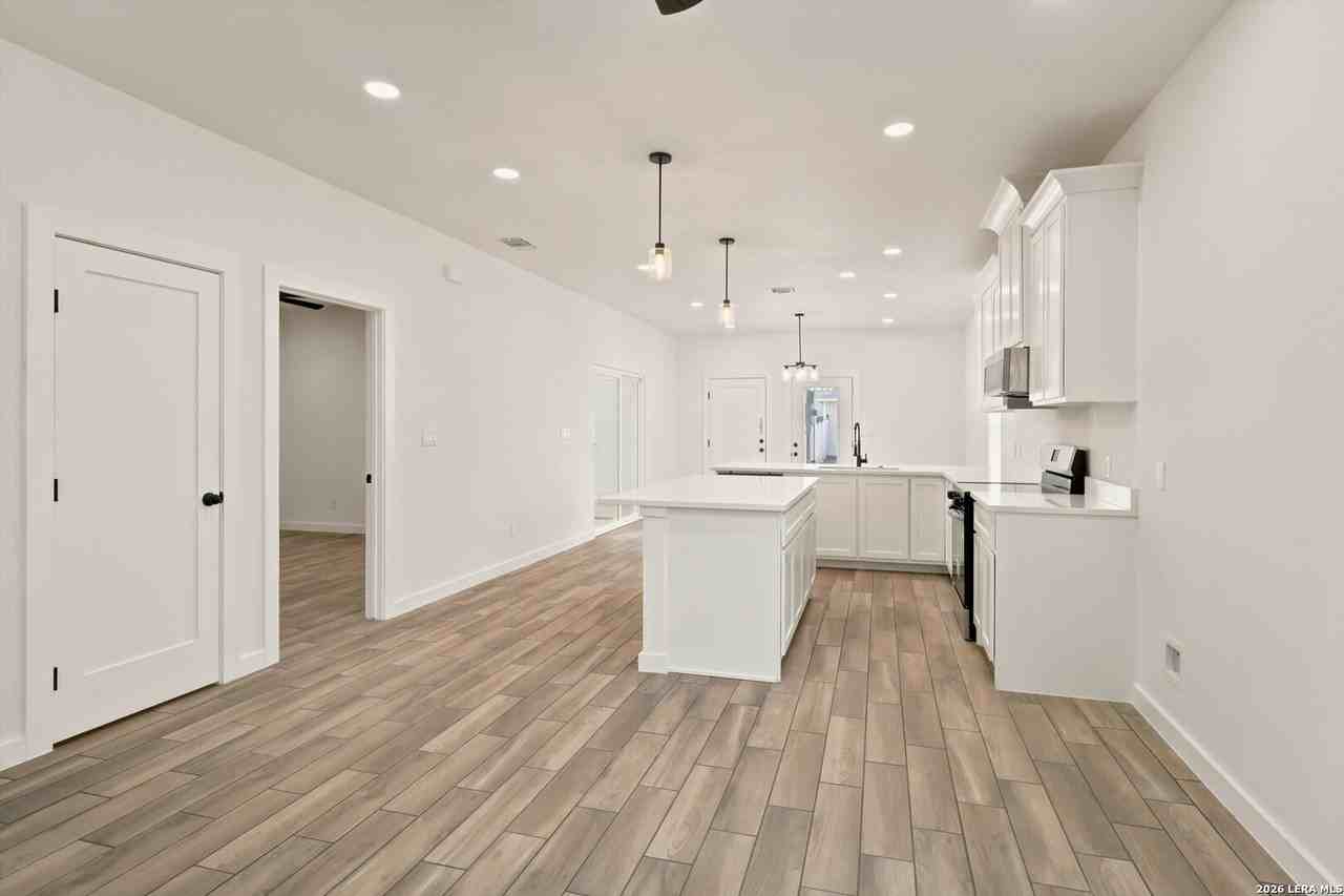 133 Lark Hill Rd - Photo 6 of 22