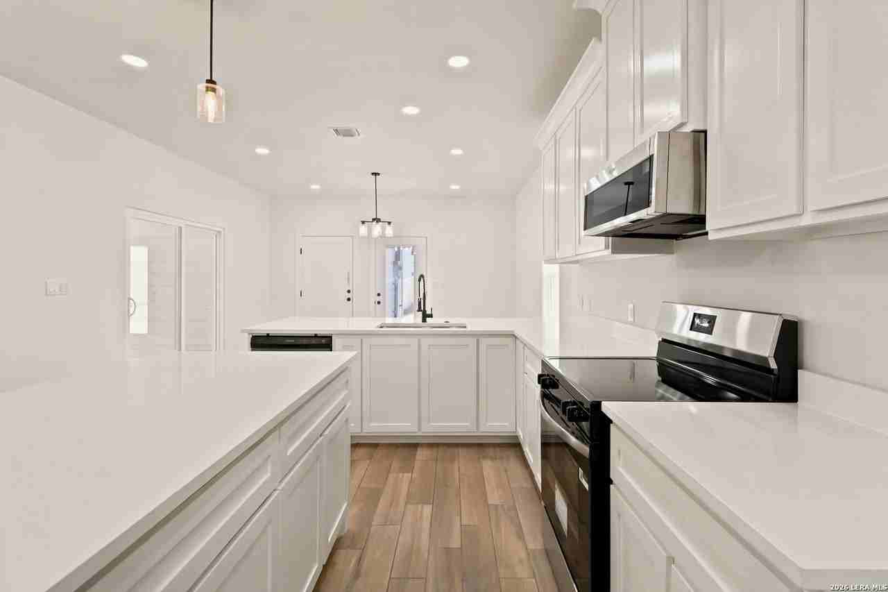 133 Lark Hill Rd - Photo 7 of 22