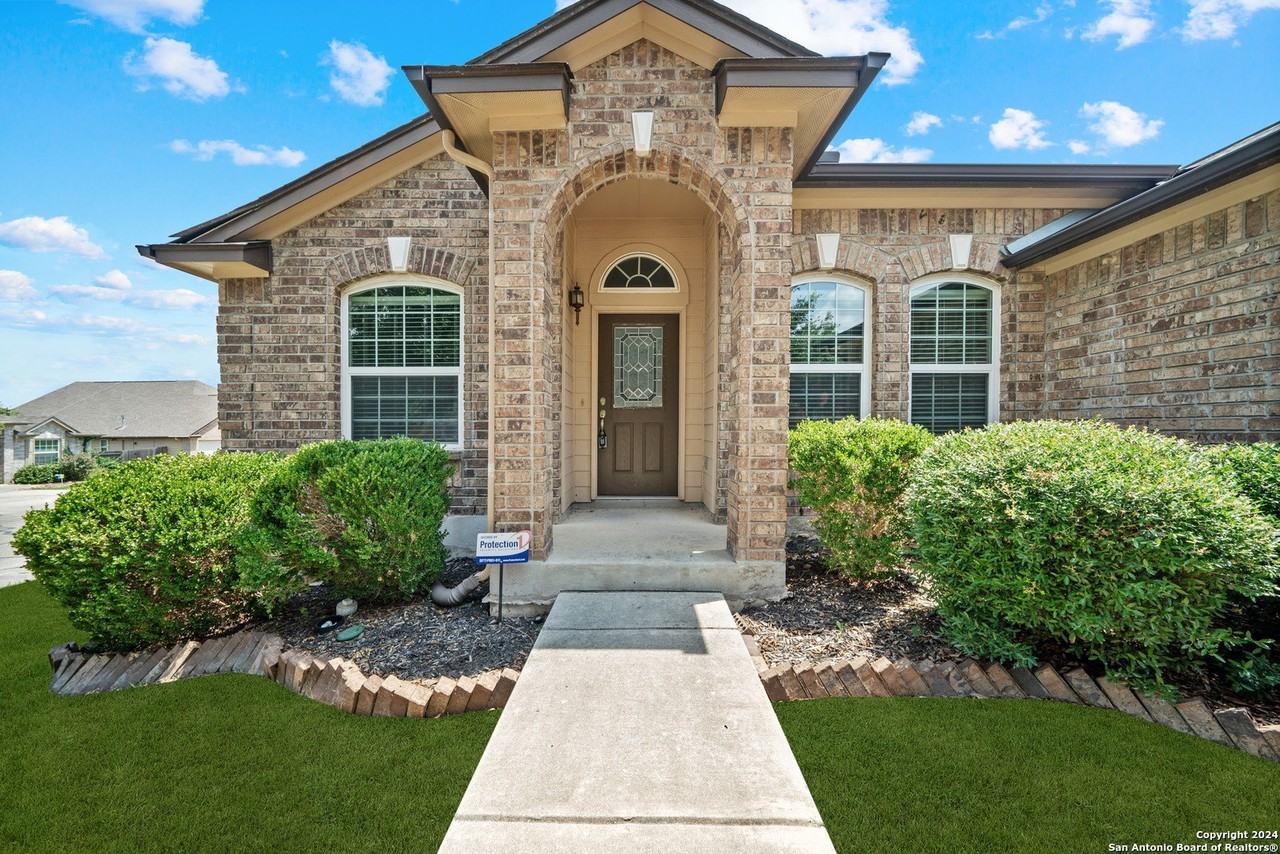 7234 Glen Ellen Bay - Photo 4 of 33