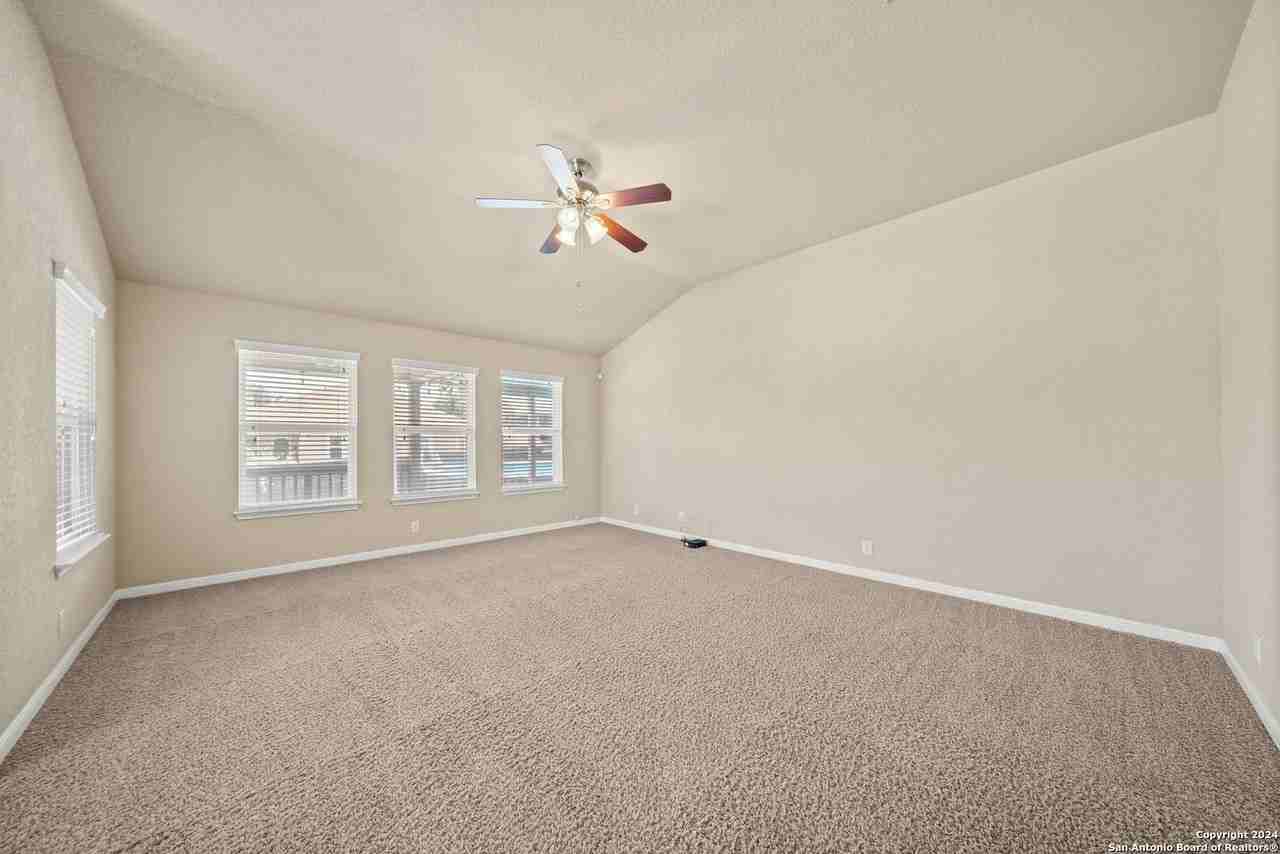7234 Glen Ellen Bay - Photo 6 of 33
