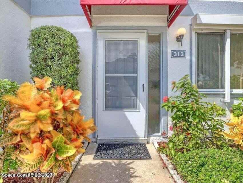 313 Seaport Blvd - Photo 6 of 40