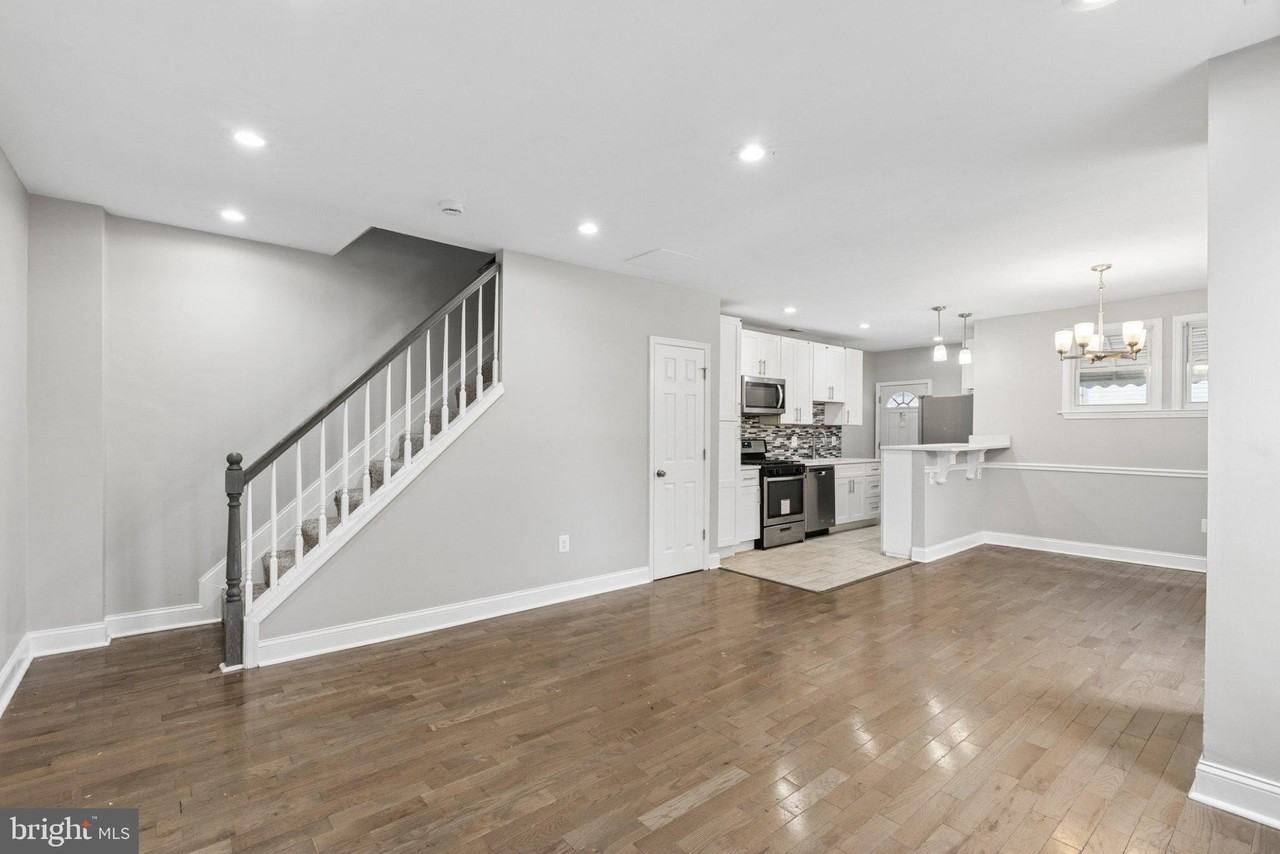 139 Ventnor Ter - Photo 4 of 40