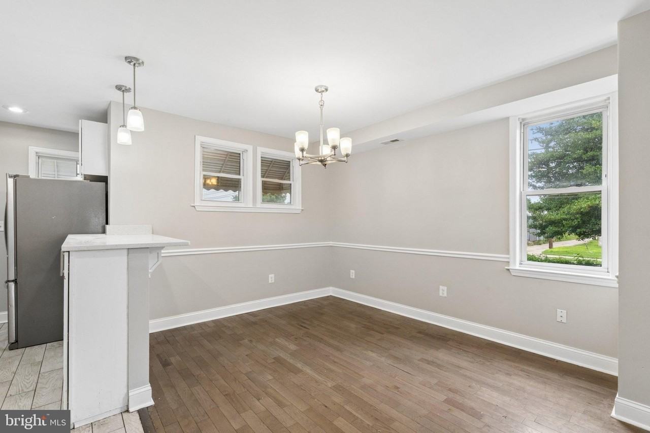 139 Ventnor Ter - Photo 6 of 40