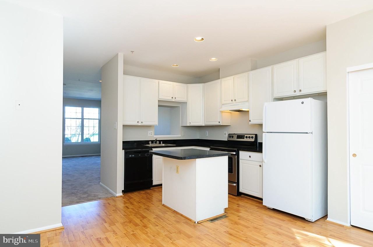 8459 Gold Sunset Way - Photo 2 of 24
