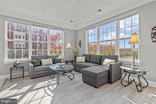 13043 Clarksburg Square Rd - Photo 5 of 29