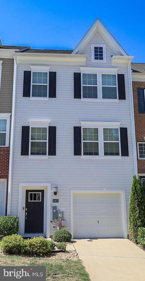 23827 Myrtle Glen Way - Photo 3 of 50