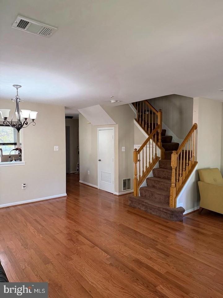 7212 Tamo Ct #7 - Photo 4 of 11