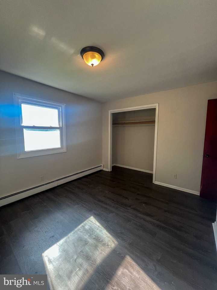 55 Rutgers Ave - Photo 5 of 16