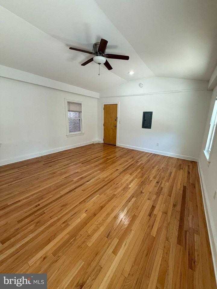 14 Witherspoon St #1 - Photo 2 of 9