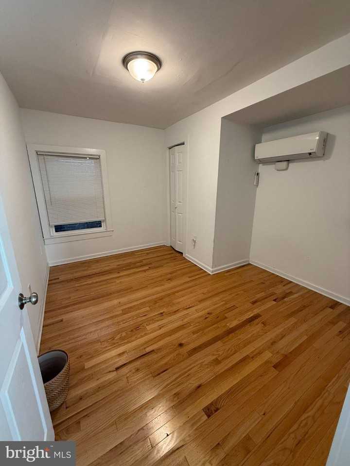 14 Witherspoon St #1 - Photo 4 of 9