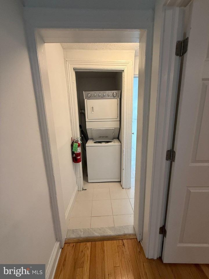 14 Witherspoon St #1 - Photo 6 of 9